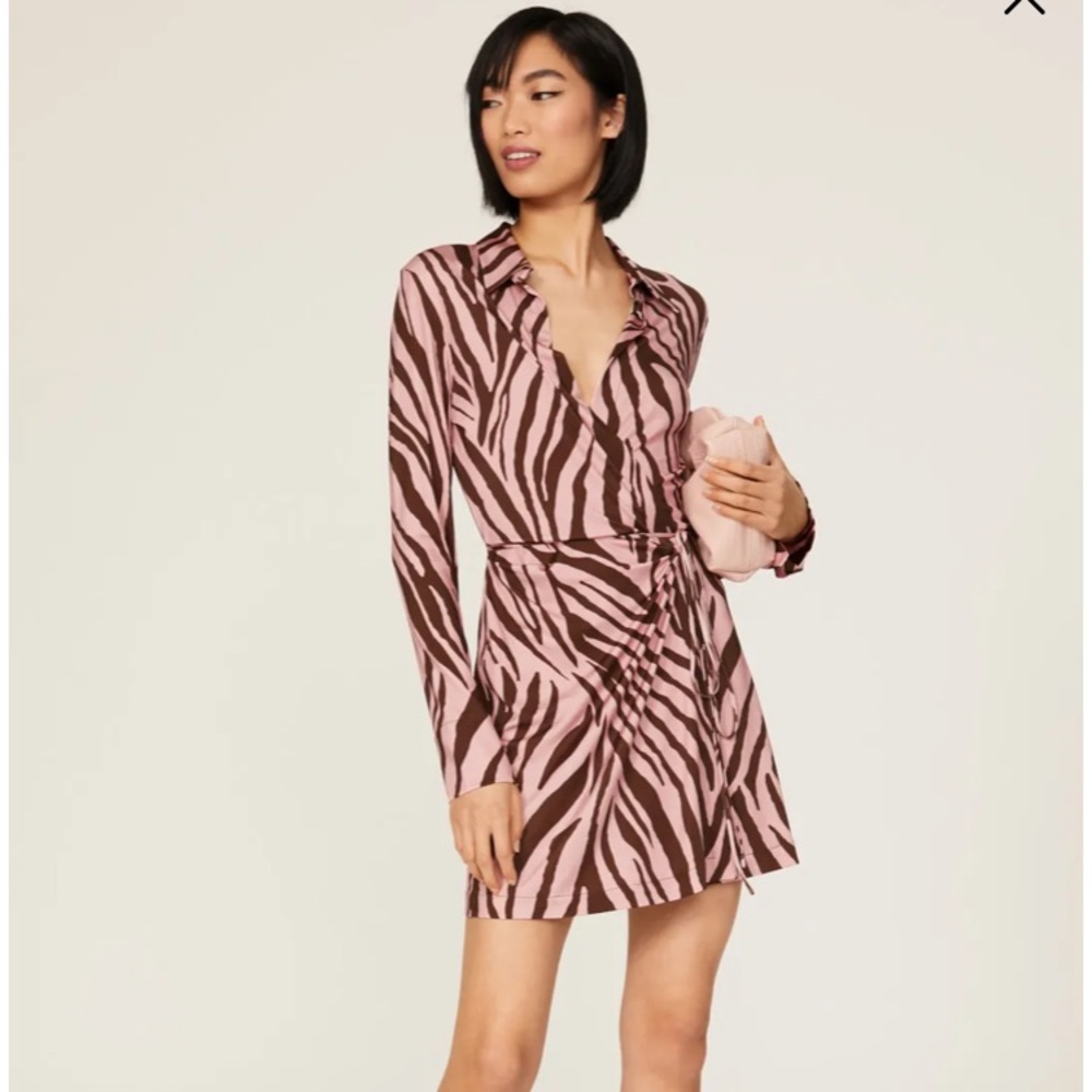 The Andamane Mini wrap dress